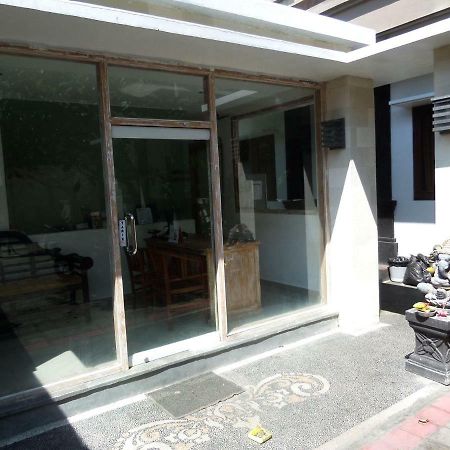 الشقق الفندقية Krisna Seminyak المظهر الخارجي الصورة